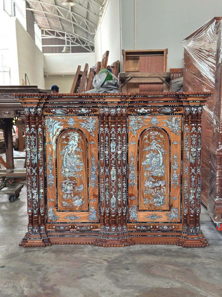Tủ thờ Gò Công gỗ Nâu 9, 11, 15 trụ. Mua bán Tủ, kệ gia đình tại Huyện Thới Lai Cần Thơ được đăng bởi Đồ Gỗ Nội Thất Phước Lộc hình 1