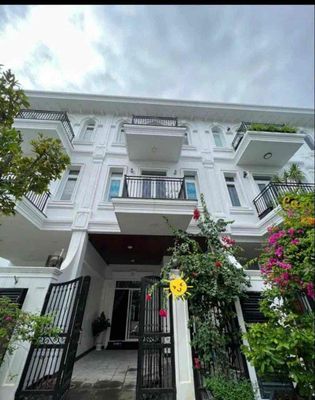 CHO THUÊ NHÀ PHÚ GIA COMPOUND, 4PN, GIÁ 23 TR. Cho thuê nhà ở tại Quận Hải Châu Đà Nẵng được đăng bởi Kim Yến