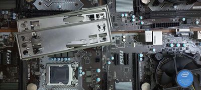 Thanh lý nốt 6c Main MSI H110M Pro-d cổng DVI zin. Mua bán Linh kiện (RAM, Card...) tại Quận Bắc Từ Liêm Hà Nội được đăng bởi Ngọc 