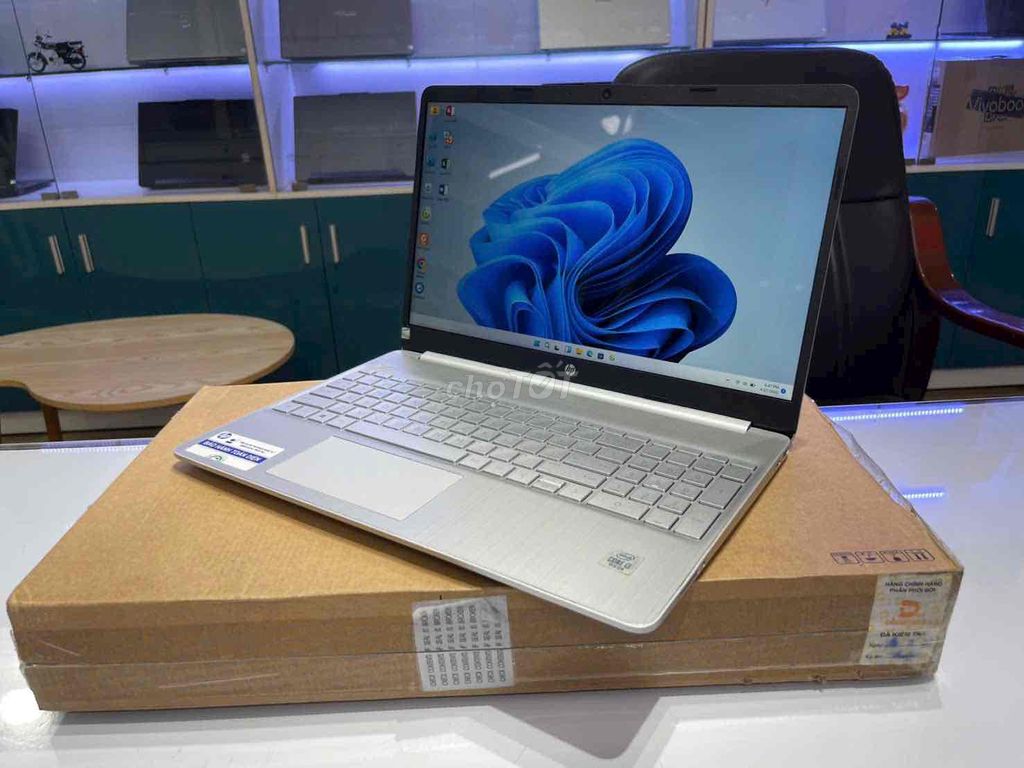 Laptop HP 15-dy1032WM i3-1005G1  8GB/256GB. Mua bán Laptop tại Quận Ninh Kiều Cần Thơ được đăng bởi HOÀNG MAI STORE hình 1