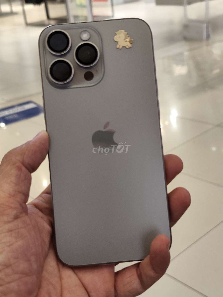 Apple iPhone 16 Pro Max Titan Đã sử dụng 2 SIM. Mua bán Điện thoại tại Quận Phú Nhuận Tp Hồ Chí Minh được đăng bởi LQS hình 1