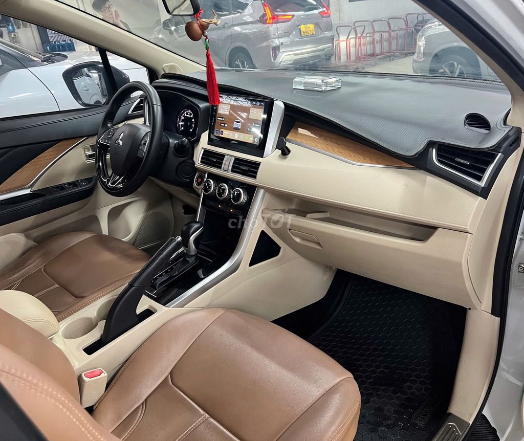 Bán xe Mitsubishi Xpander 2019 1.5 AT - 93608 km. Mua bán Ô tô tại Quận Tân Bình Tp Hồ Chí Minh được đăng bởi MITSUBISHI TRƯỜNG CHINH đại lý chính hãng hình 13
