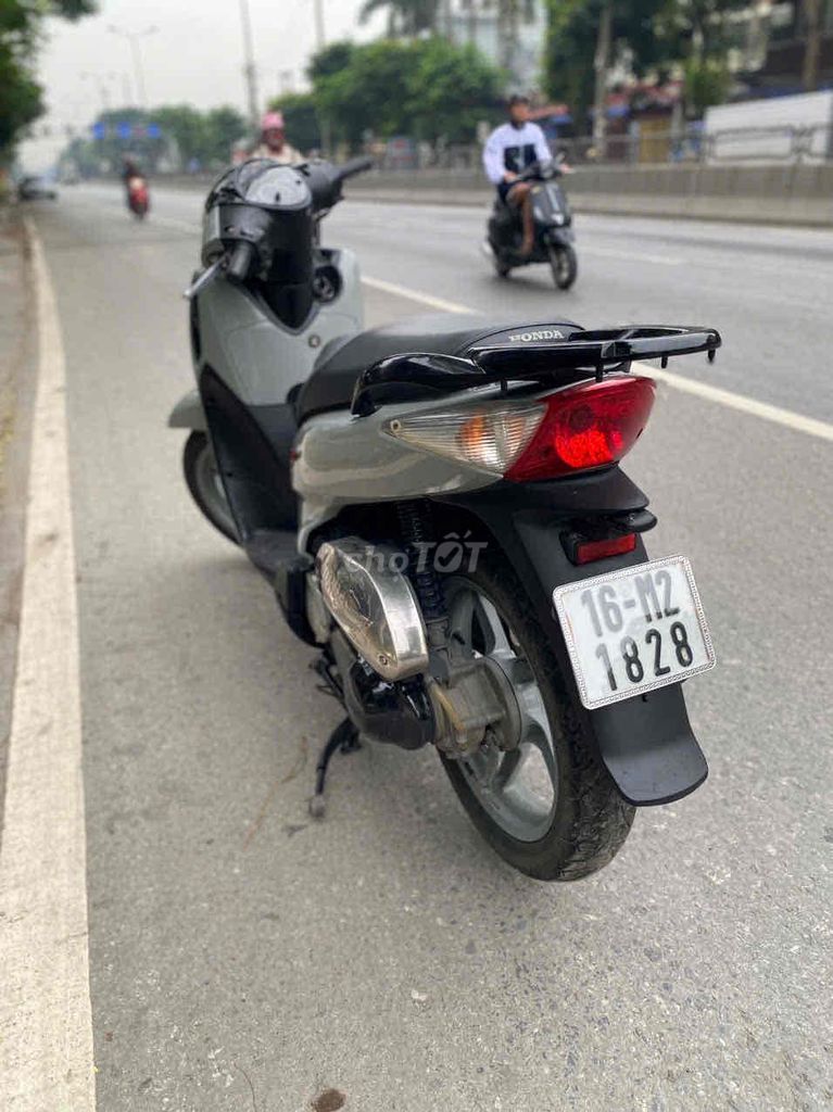 Honda sh 150 nhập êm đẹp như hình. Mua bán Xe máy tại Quận Hồng Bàng Hải Phòng được đăng bởi Ly  hình 6