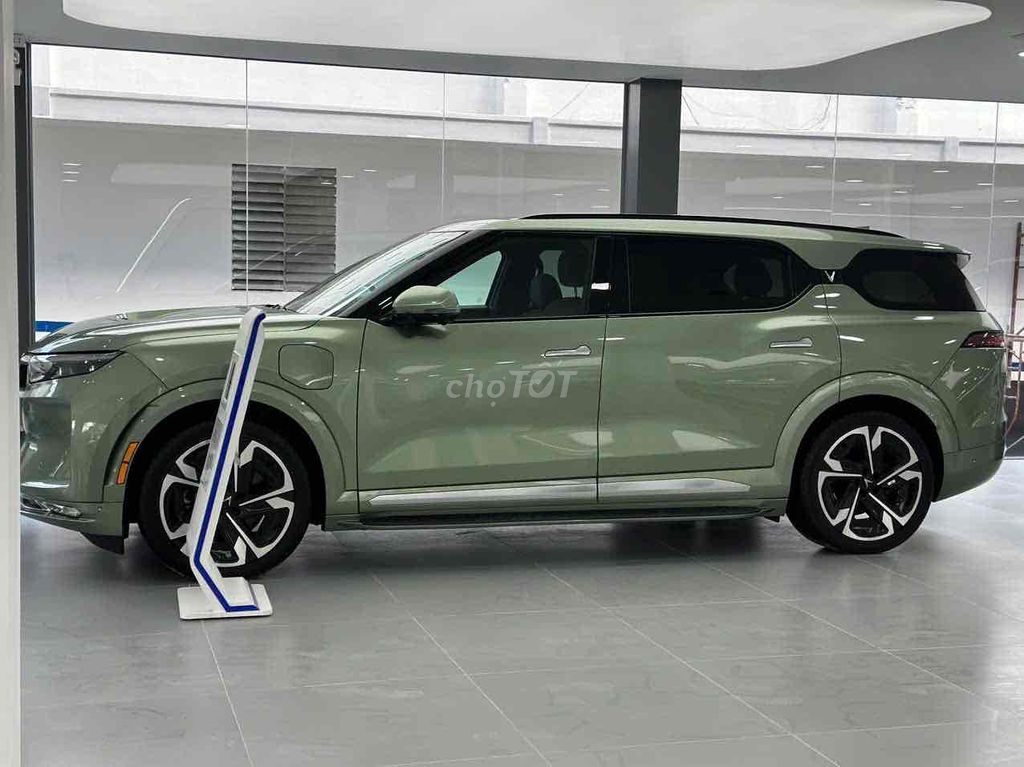 VinFast VF9 2025 Eco. Mua bán Ô tô tại Thành phố Thủ Đức Tp Hồ Chí Minh được đăng bởi Thu Huyền Vinfast hình 3