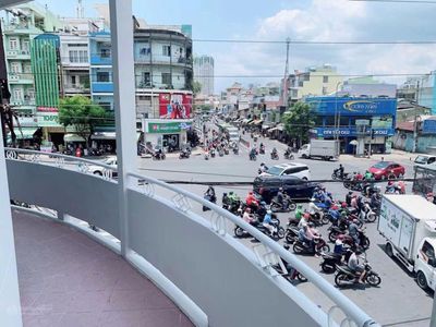 Bán căn hộ chung cư lầu 1 đường Hồng Bàng, 80m2, 1PN, 1WC