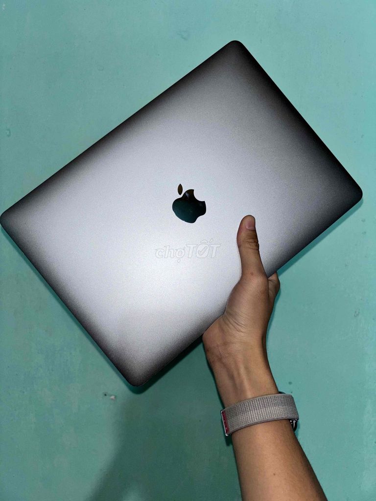 Apple Macbook Pro M1 16GB/256GB Xám. Mua bán Laptop tại Quận Hà Đông Hà Nội được đăng bởi Long hình 1