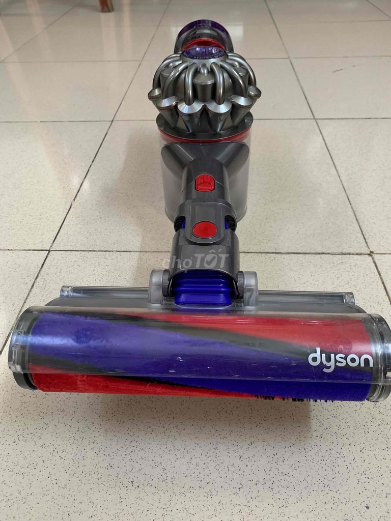 Máy hút bụi cầm tay Dyson V8 Slim. Mua bán Nội thất, đồ gia dụng khác tại Quận 12 Tp Hồ Chí Minh được đăng bởi Văn Tám hình 3