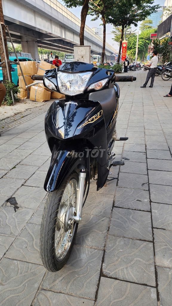 Honda Wave 110cc 2021 Đen bóng. Mua bán Xe máy tại Quận Cầu Giấy Hà Nội được đăng bởi iMotorbike Hà Nội hình 4