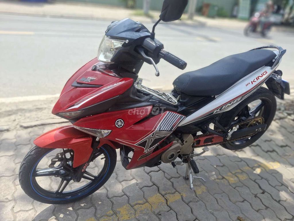 Возбудитель Yamaha 150 2015 красный