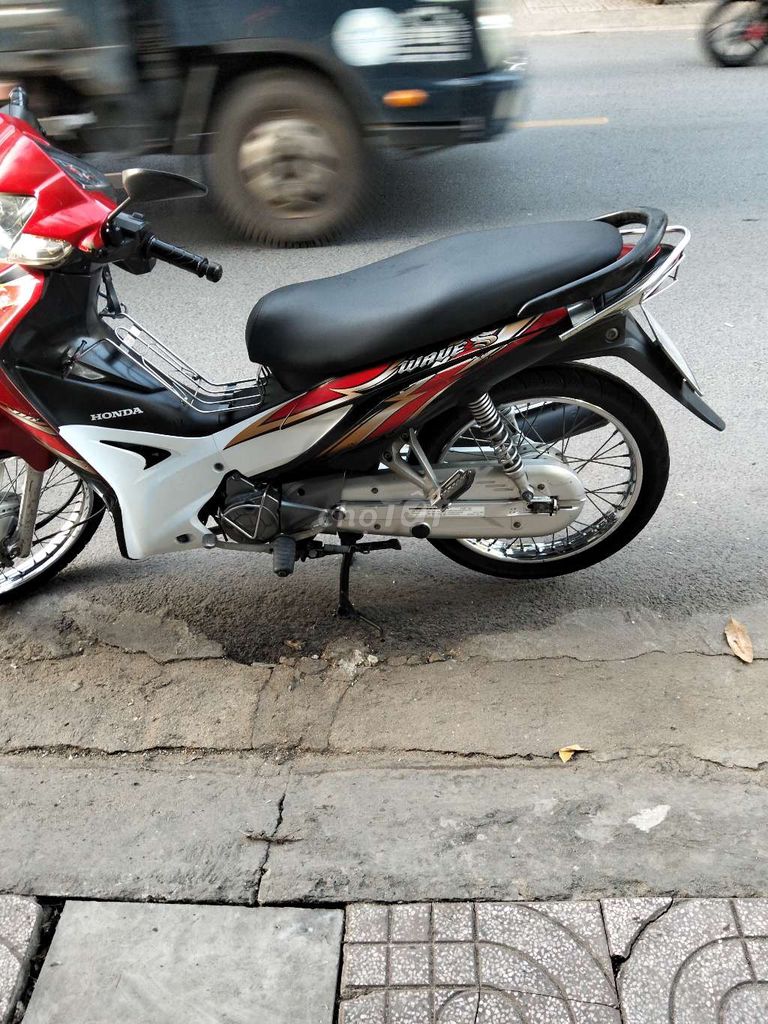 Wave S 110 bstp chính chủ xe đẹp máy móc êm zin. Mua bán Xe máy tại Quận 12 Tp Hồ Chí Minh được đăng bởi Tien Dinh hình 3