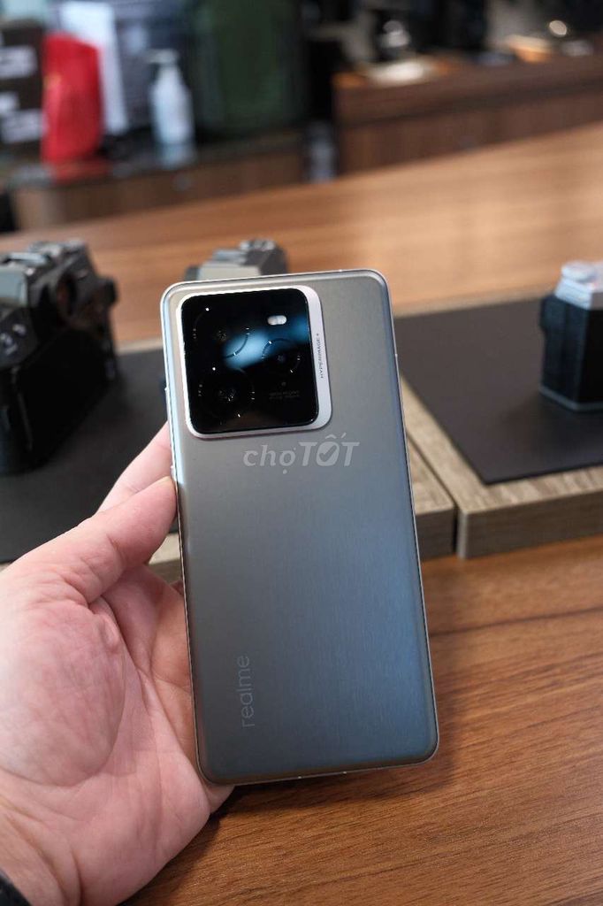 Realme GT7 Pro 12GB/256GB Xám máy mạnh pin trâu ạ. Mua bán Điện thoại tại Thành phố Thủ Đức Tp Hồ Chí Minh được đăng bởi PENGUIN hình 1