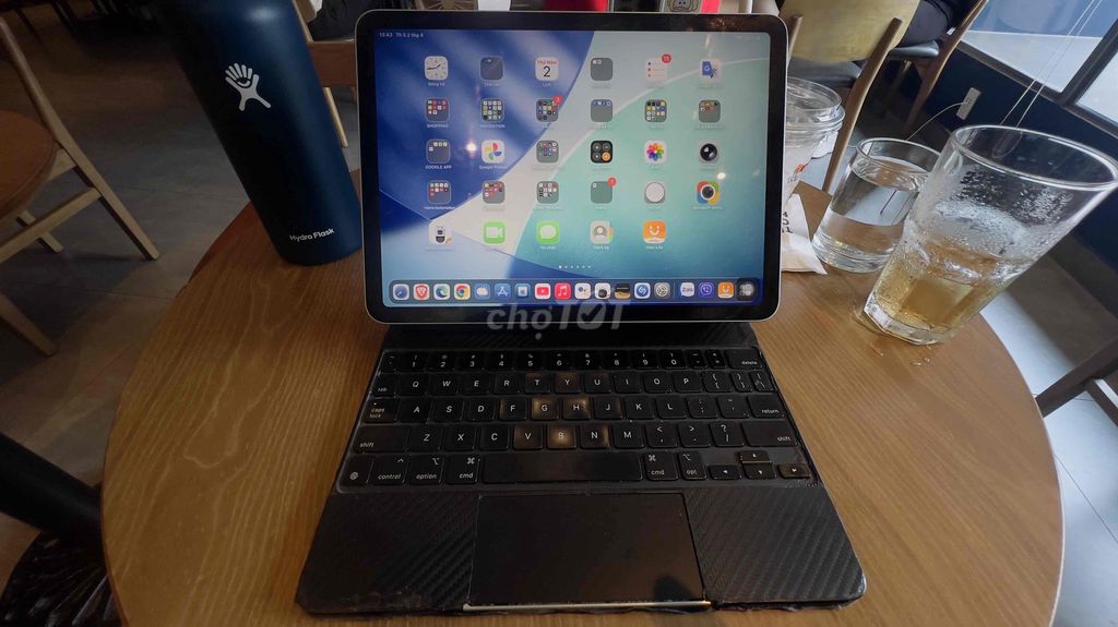 Apple iPad Air 4 256GB Blue Sky. Mua bán Máy tính bảng tại Quận 3 Tp Hồ Chí Minh được đăng bởi Anh Bảy hình 1