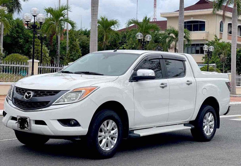 Mazda BT 50 3.2 tự động 2 cầu bản full 2014