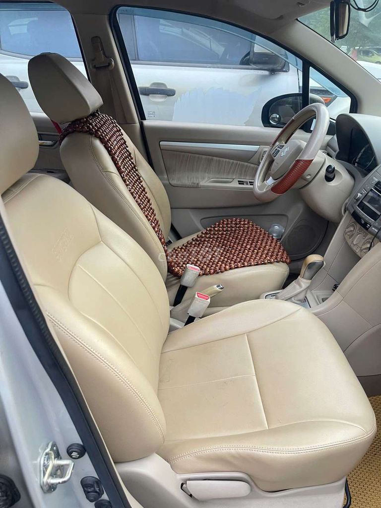 Suzuki 7 мест, серебристый, 120 000 км