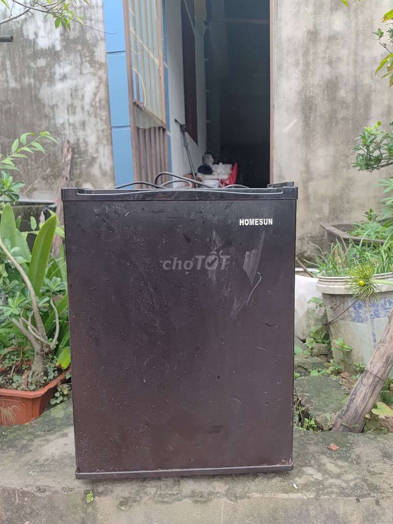 Tủ lạnh mini HOMESUN BCH-40 40 lít Đen. Mua bán Tủ lạnh tại Huyện Sóc Sơn Hà Nội được đăng bởi thao shiper hình 1