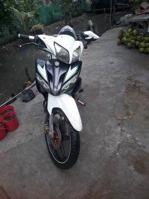 Xe số Yamaha trắng đen. Mua bán Xe máy tại Huyện Vị Thuỷ Hậu Giang được đăng bởi Phong Phan
