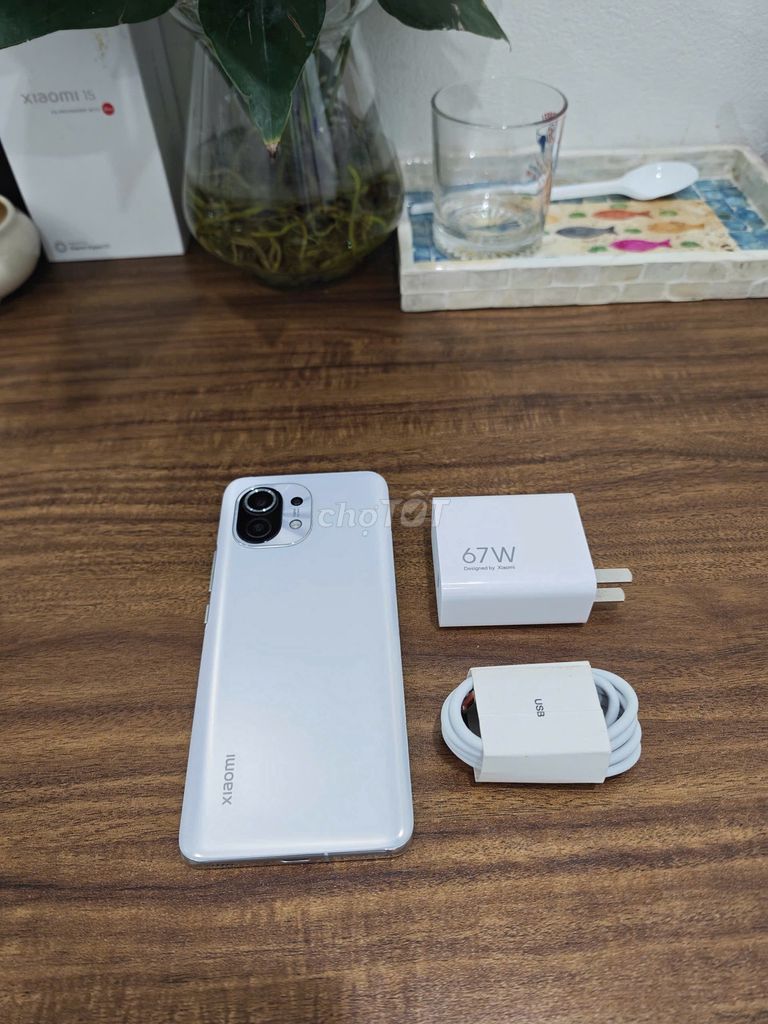 Xiaomi Mi 11 5G 8/256 Trắng sạc 67w có ship COD. Mua bán Điện thoại tại Quận Hoàng Mai Hà Nội được đăng bởi Trần Ngọc Hiếu hình 1