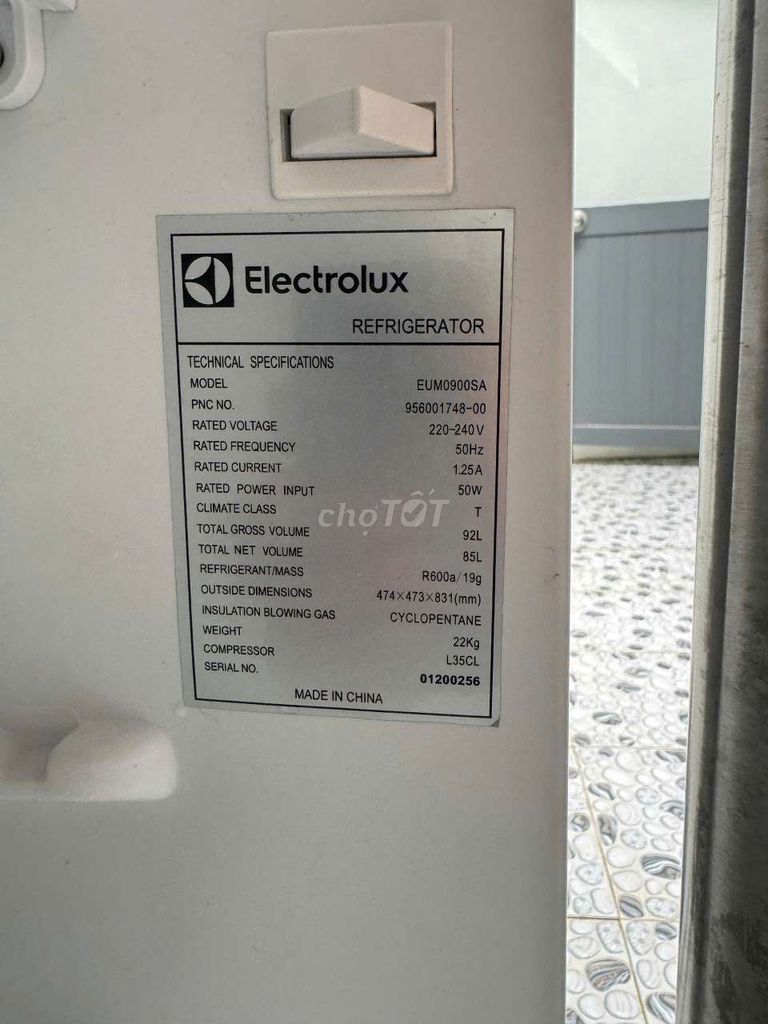 Tủ lạnh Electrolux EUM0900SA 92L. Mua bán Tủ lạnh tại Huyện Đức Hòa Long An được đăng bởi Long Đại hình 1