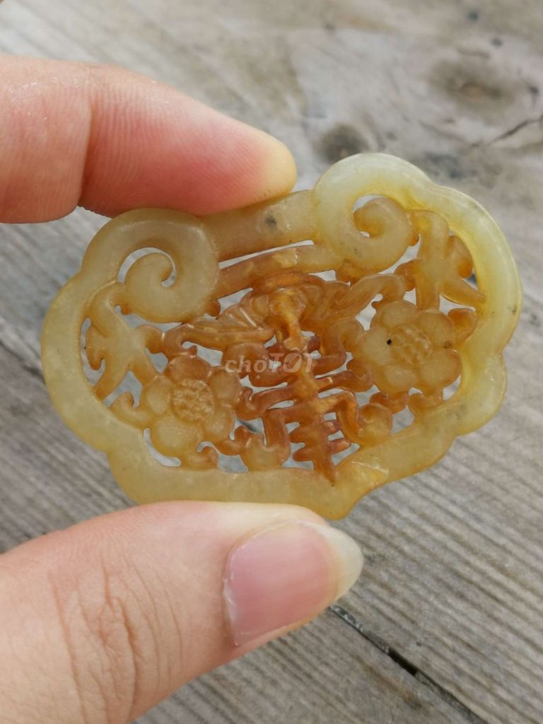 Mặt dây chuyền ngọc Cổ Á Đông. Mua bán Phụ kiện thời trang khác tại Quận Hoàng Mai Hà Nội được đăng bởi Nobody hình 1