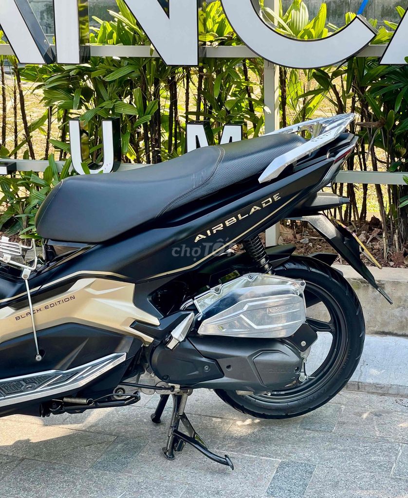 Honda Airblade 125cc 2020 Màu Đen Vàng Đồng. Mua bán Xe máy tại Quận Đống Đa Hà Nội được đăng bởi Phạm Văn Đồng hình 10