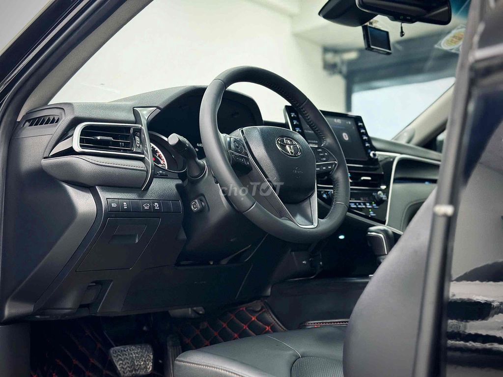 🧨Toyota Camry 2.0Q Siêu cọp 23.000km còn bớt ạ 🧨. Mua bán Ô tô tại Thành phố Thủ Đức Tp Hồ Chí Minh được đăng bởi Đức Lợi hình 9
