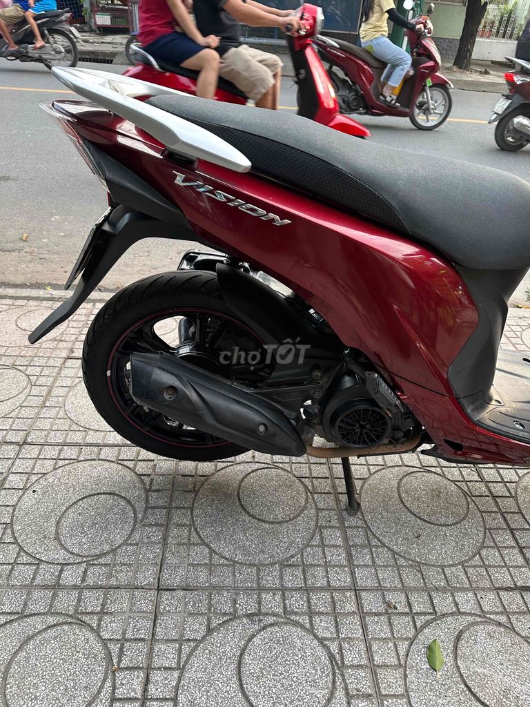 Honda Vision 2017 màu Đỏ. Mua bán Xe máy tại Thành phố Thuận An Bình Dương được đăng bởi xe máy phước thịnh hình 3