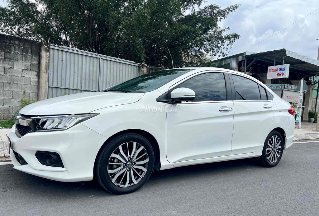 Honda City 2018 1.5 TOP - lên nhiều đồ chơi xịn. Mua bán Ô tô tại Huyện Hóc Môn Tp Hồ Chí Minh được đăng bởi Vũ hình 4