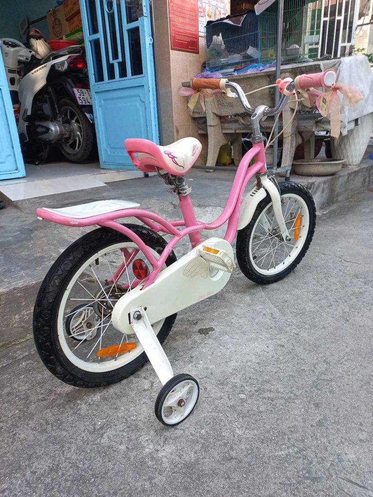 Xe Đạp Trẻ Em Roya Baby " Little Swan " Màu Hồng. Mua bán Xe đạp tại Huyện Nhà Bè Tp Hồ Chí Minh được đăng bởi Lê Hoàng hình 1