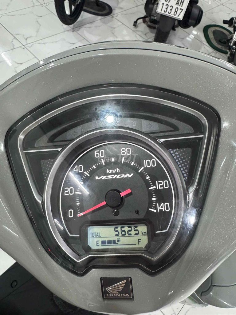 ✅VISSION 2023 ( Bánh Lớn ) ĐẸP ZIN MỚI CHÁT 👍. Mua bán Xe máy tại Thành phố Long Xuyên An Giang được đăng bởi Cầm Đồ Bình Tâm  hình 9