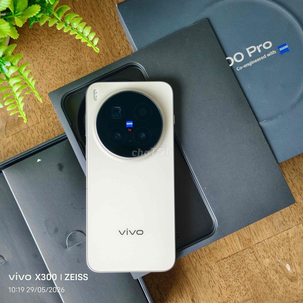Vivo X300 Pro 512GB Gold Likenew chính hãng VN. Mua bán Điện thoại tại Quận Bình Thạnh Tp Hồ Chí Minh được đăng bởi Nguyễn Đức Huy hình 1