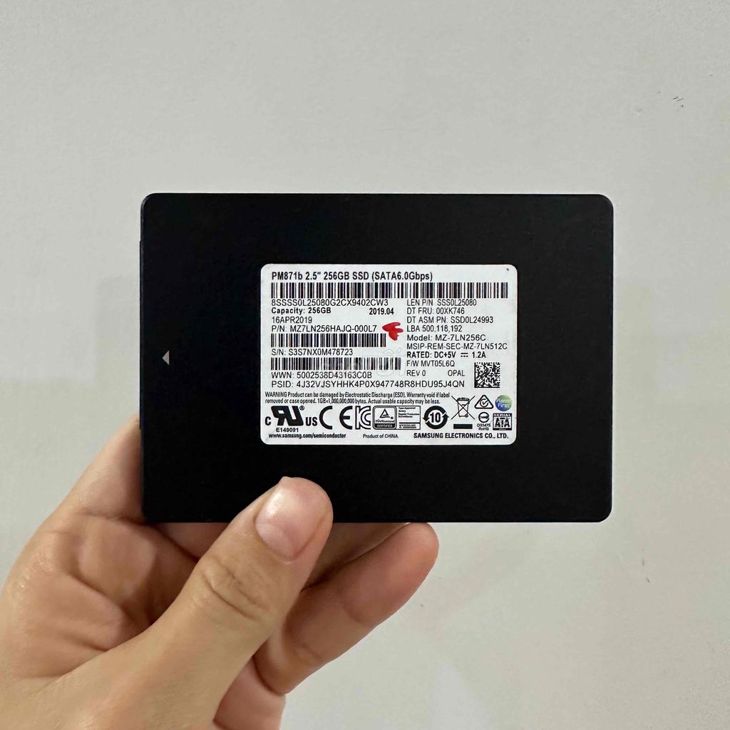 Ổ cứng SSD Samsung 2.5 tháo máy sức khoẻ good