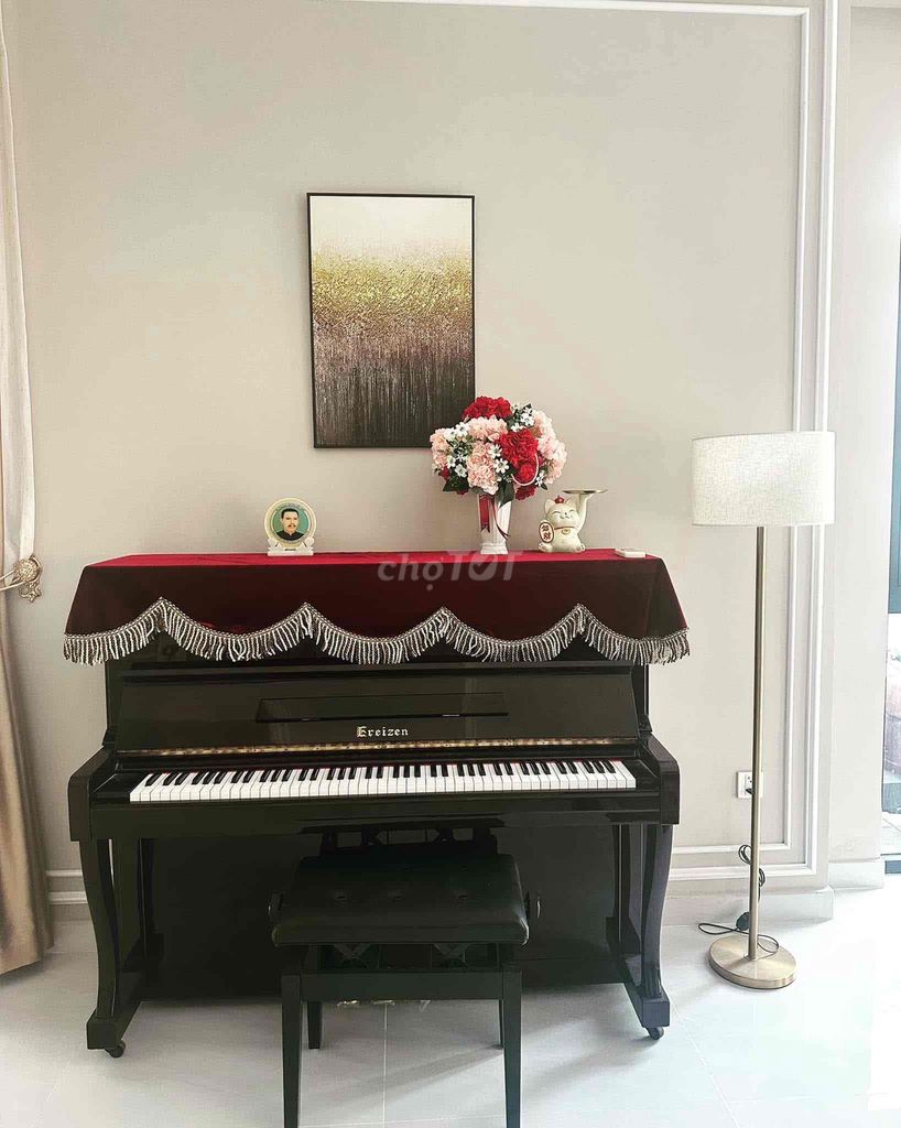 Đàn piano Ereizen Nâu đỏ. Mua bán Nhạc cụ tại Quận 7 Tp Hồ Chí Minh được đăng bởi Nhà Nấm hình 1