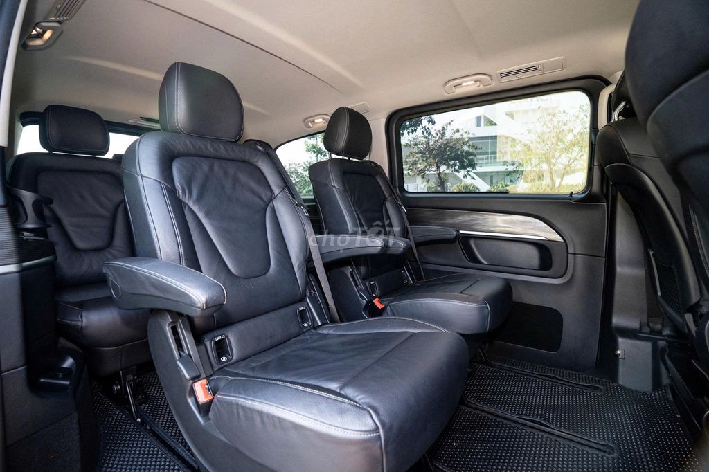 Mercedes-Benz V250 Luxury 2021 - Hỗ Trợ Vay. Mua bán Ô tô tại Quận 1 Tp Hồ Chí Minh được đăng bởi FatCar Auto hình 12
