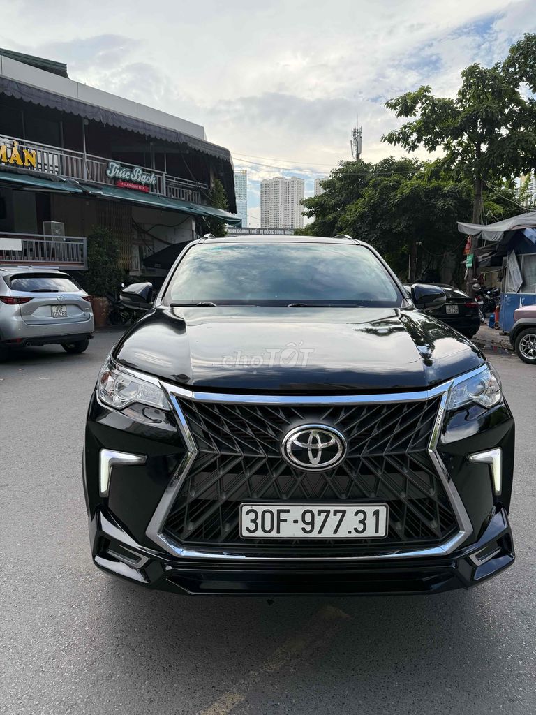 Toyota Fortuner 2019 2.4G 4x2 AT. Mua bán Ô tô tại Quận Thanh Xuân Hà Nội được đăng bởi Nguyen van Nam hình 1