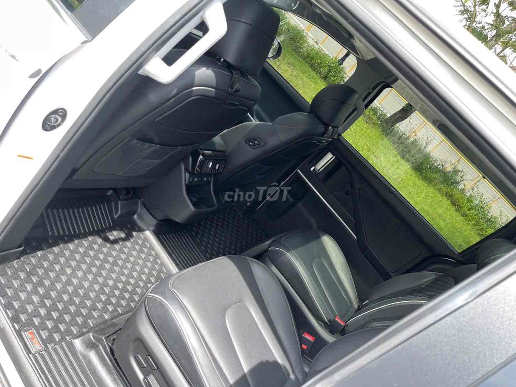 Hyundai Custin 2024 Cao Cấp 2.0T - 34000 km. Mua bán Ô tô tại Thành phố Thủ Đức Tp Hồ Chí Minh được đăng bởi Trường Xe Cũ  hình 7