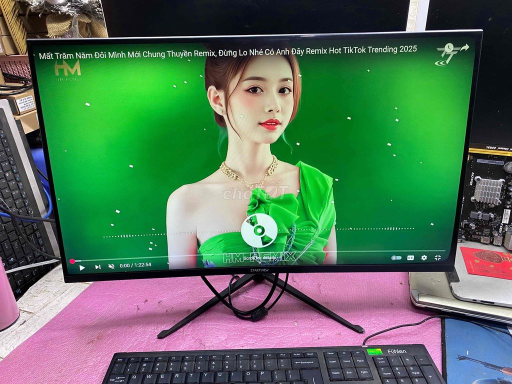 Màn 27 in cong full viền 165hz bo góc TL sài ổn đó