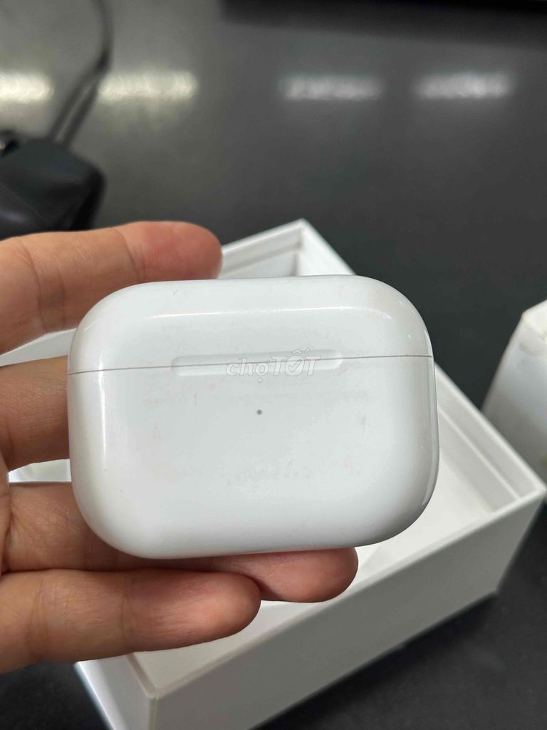 Tai nghe Apple AirPods Pro 2 bản C. Mua bán Tivi, Âm thanh tại Quận 1 Tp Hồ Chí Minh được đăng bởi HOÀNG TUẤN hình 1