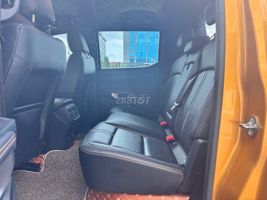 FORD RANGER WILDTRAK  2 CẦU  2022 - 37000 KM. Mua bán Ô tô tại Quận 3 Tp Hồ Chí Minh được đăng bởi  Sài Gòn Ford Used Car hình 8