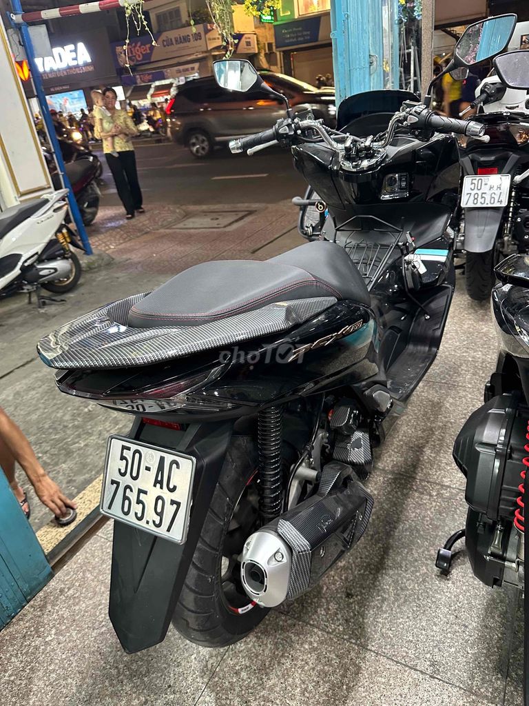 PCX 160 ABS + HSTC 10/2024 Đen Bóng BSTP Chính Chủ. Mua bán Xe máy tại Quận Phú Nhuận Tp Hồ Chí Minh được đăng bởi Ngô Hà hình 5