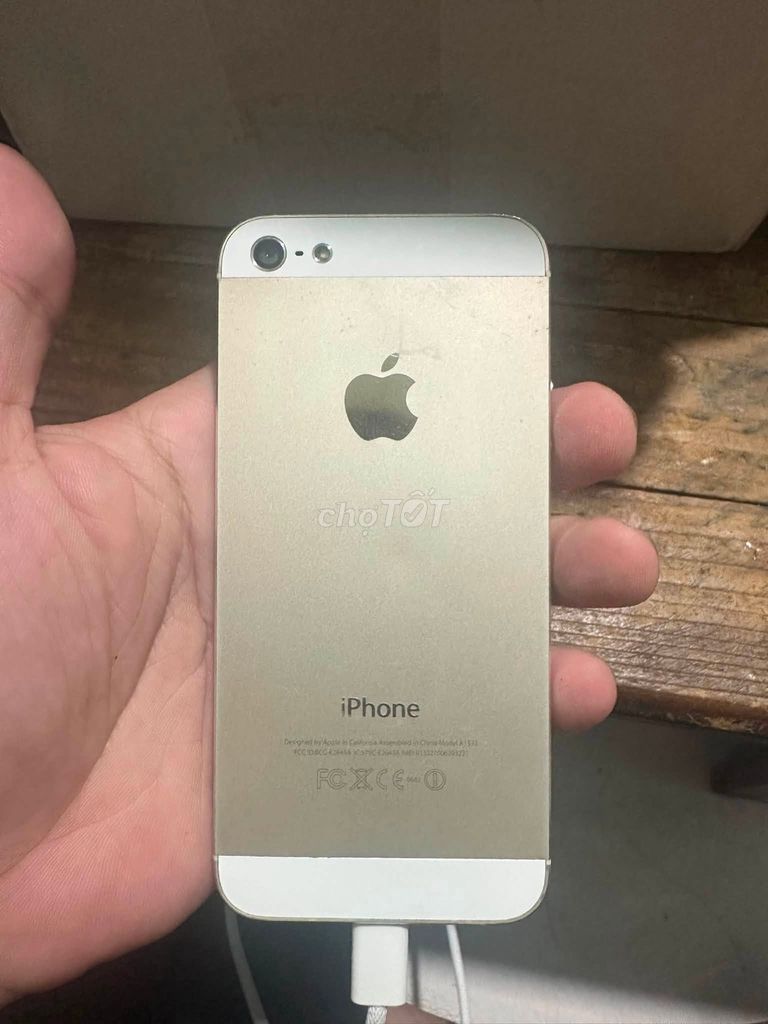 Apple iPhone 5S Vàng. Mua bán Điện thoại tại Thành phố Thủ Đức Tp Hồ Chí Minh được đăng bởi Hội Đồ Điện Tử hình 1