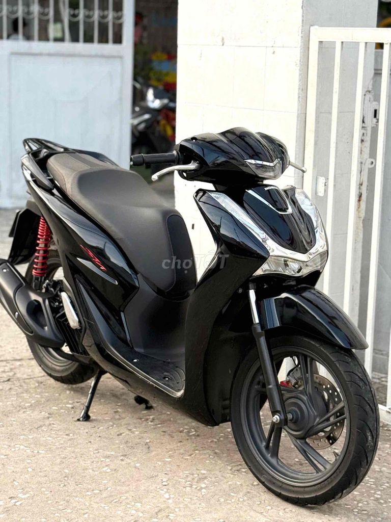 Honda SH 125i ABS 2024 Черный шар bstp 9master на имя