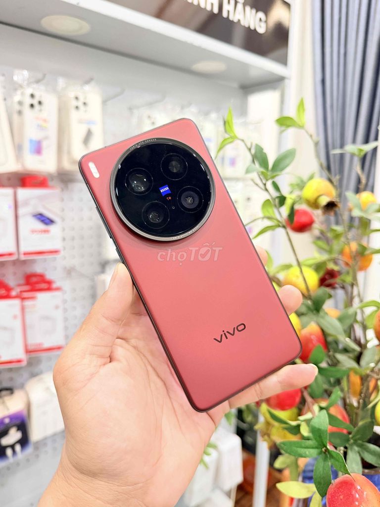 Vivo X200 Ultra 12GB/256GB Đỏ. Mua bán Điện thoại tại Thành phố Vĩnh Long Vĩnh Long được đăng bởi HT Mobile hình 1