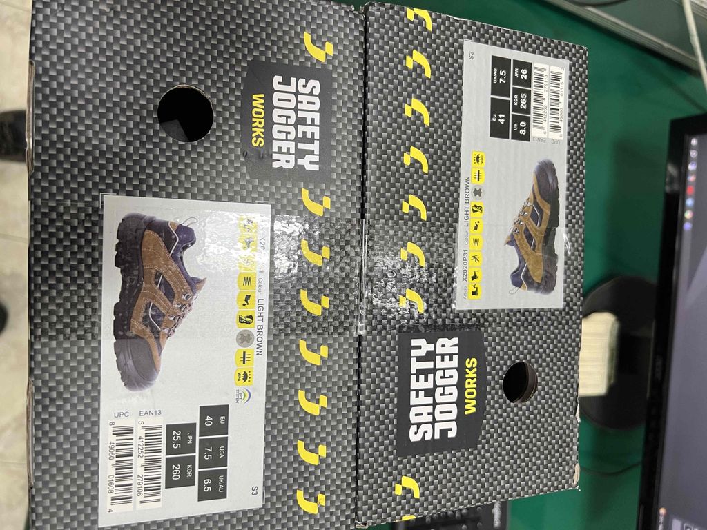 Giày bảo hộ Safety Jogger Nam size 40 Mới. Mua bán Giày dép tại Thành phố Dĩ An Bình Dương được đăng bởi PHẠM QUANG VINH hình 1