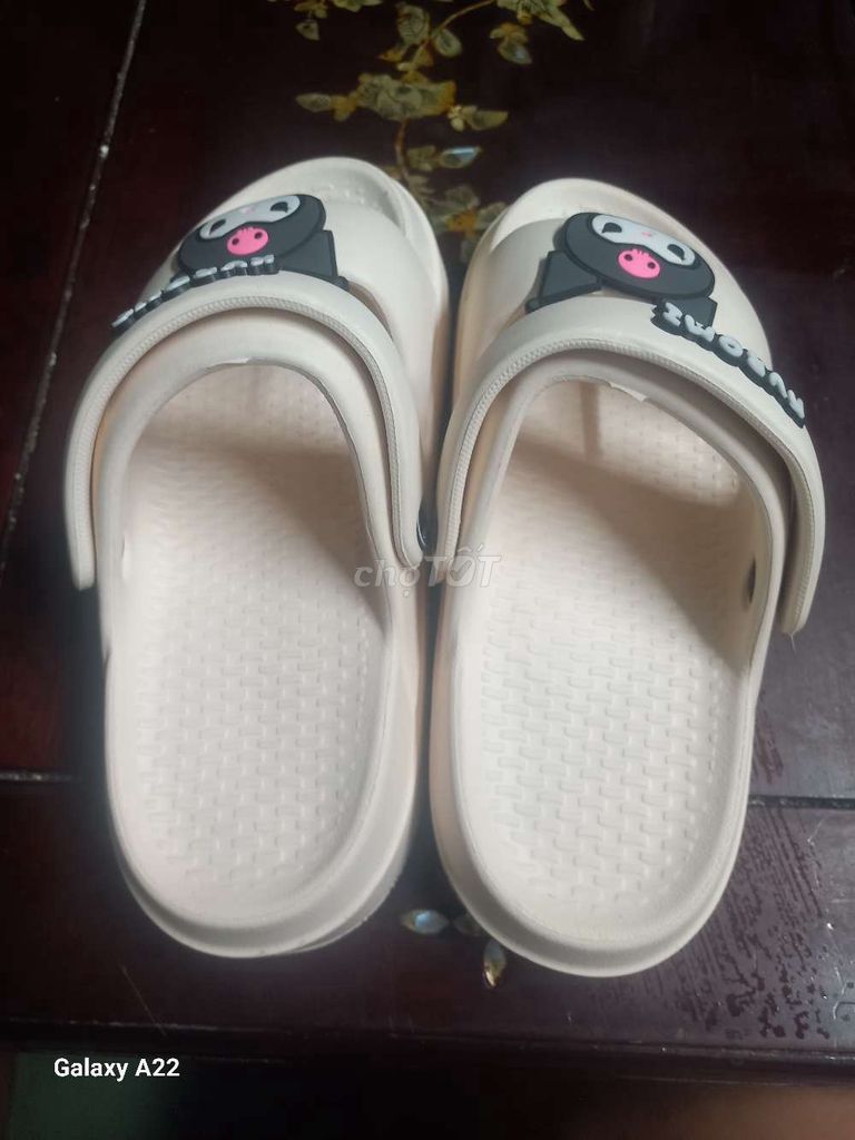 Dép lê Cao su Kem Unisex size 39. Mua bán Giày dép tại Quận 12 Tp Hồ Chí Minh được đăng bởi Kim Dung Vo hình 1