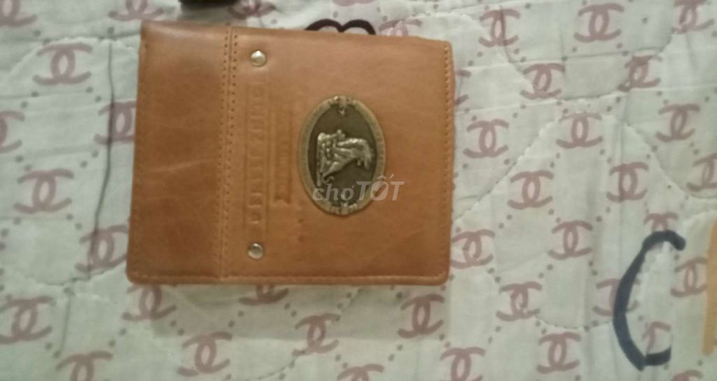 Ví da thật Unisex màu Nâu. Mua bán Túi xách tại Huyện Chương Mỹ Hà Nội được đăng bởi Hùng Tuấn hình 1