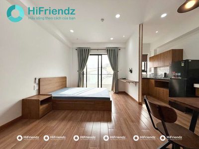 TRỐNG 1 PHÒNG STUDIO CỬA SỔ FULL NỘI THẤT CAO CẤP GẦN PHẠM VĂN ĐỒNG