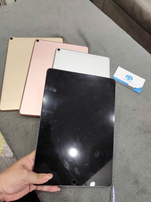 Máy tính bảng Ipad Pro 10.5 Wifi/4G like new 3 màu. Mua bán Máy tính bảng tại Thành phố Thủ Đức Tp Hồ Chí Minh được đăng bởi Ngân anh mobile