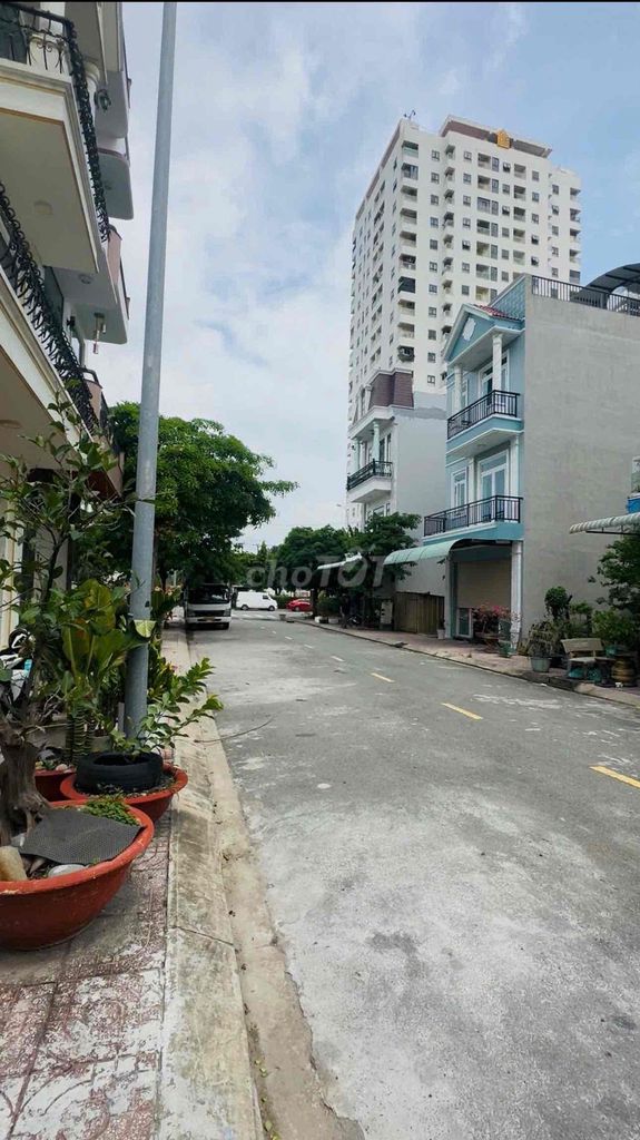 NHÀ CẤP 4 KDC PHÚC ĐẠT – DT 60M² – GẦN BẾN XE TÂN ĐÔNG HIỆP