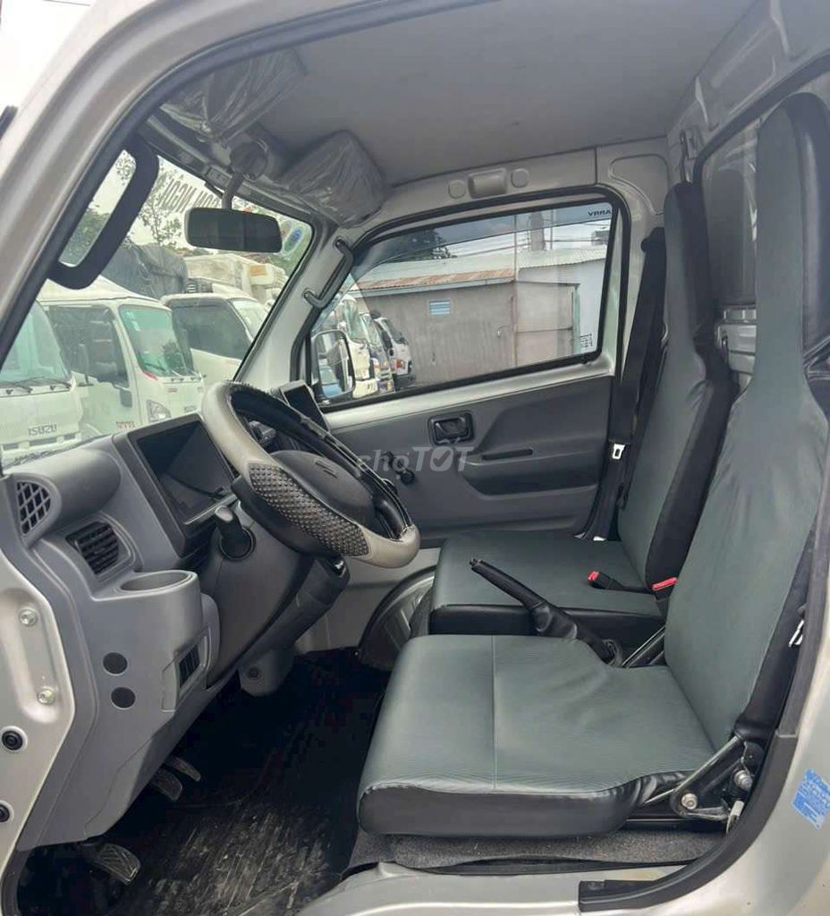 Bán gấp Suzuki 700kg đời 2021 thùng kín 2m7. Mua bán Xe tải, xe ben tại Thành phố Thuận An Bình Dương được đăng bởi Hồ Xe Tải hình 4