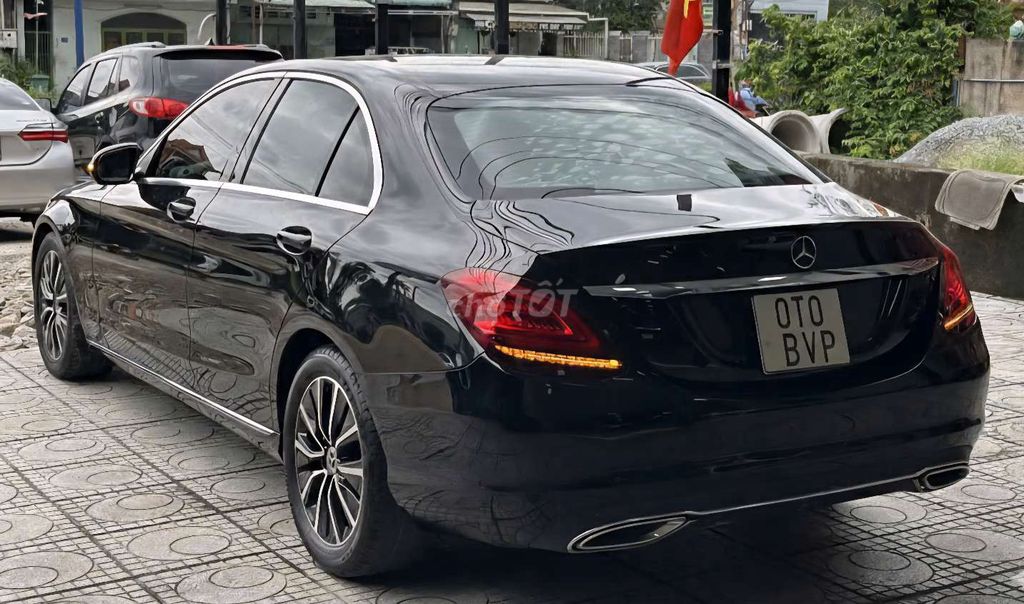 2018 C200 - 44000 km. Mua bán Ô tô tại Thành phố Biên Hòa Đồng Nai được đăng bởi Quốc việt  hình 4